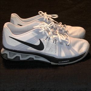nike zoom reax